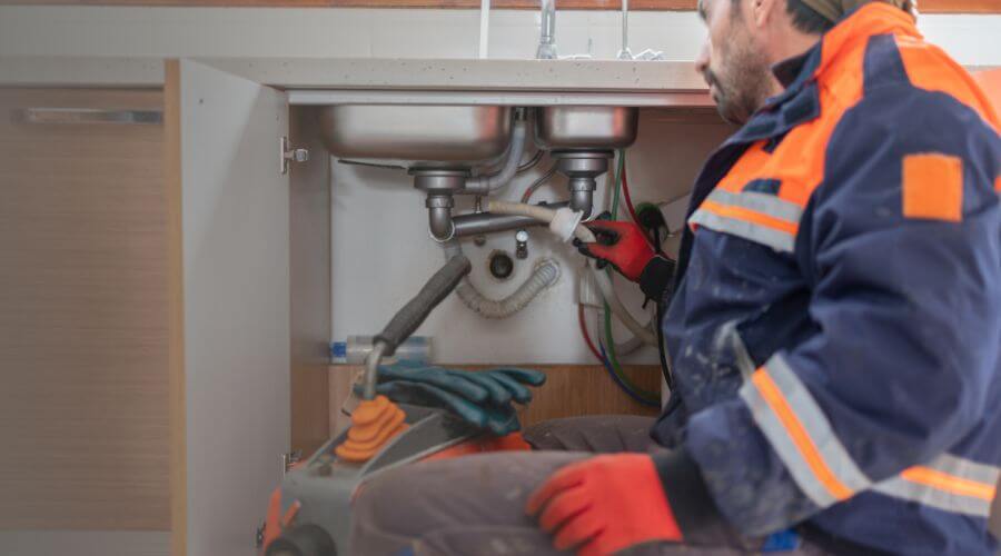 Professional tankless water heater installation services in Maxwell, TX